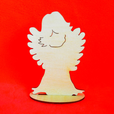Drewniany anioł na podstawce do decoupage